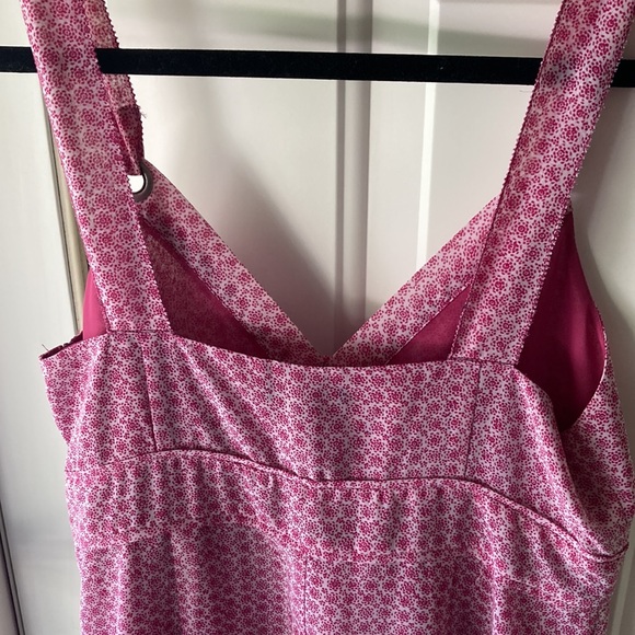 Cute Floral Print Dress 🌸🌺 - Picture 4 of 7